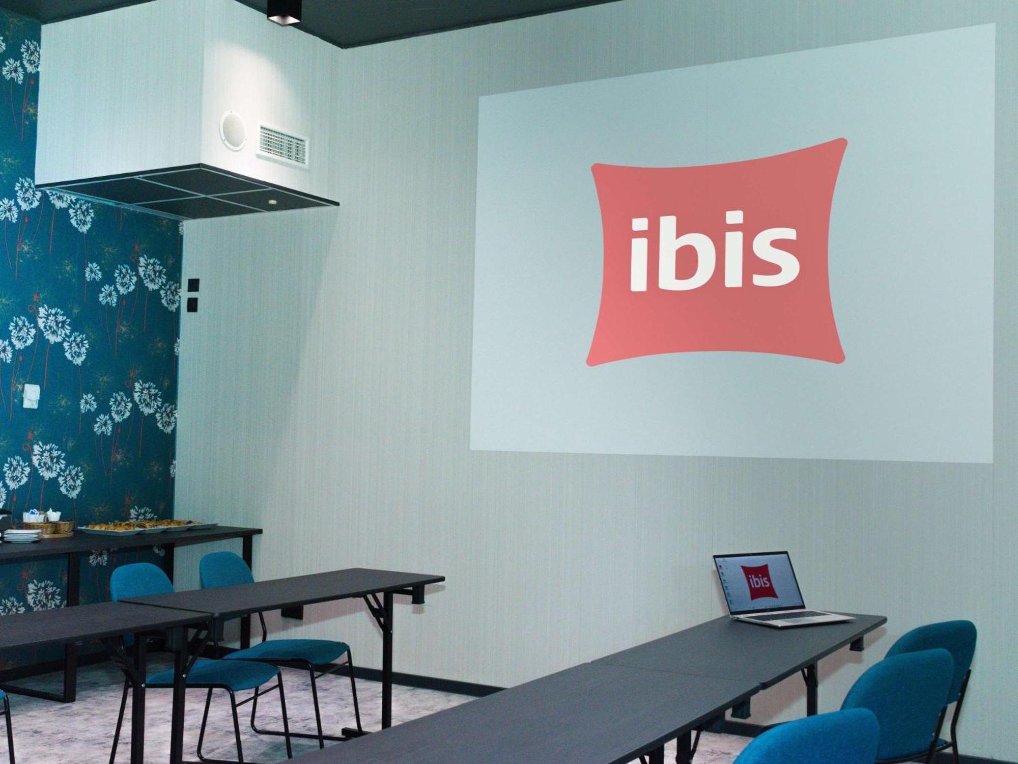 Ibis Katowice - Zabrze Hotel Buitenkant foto