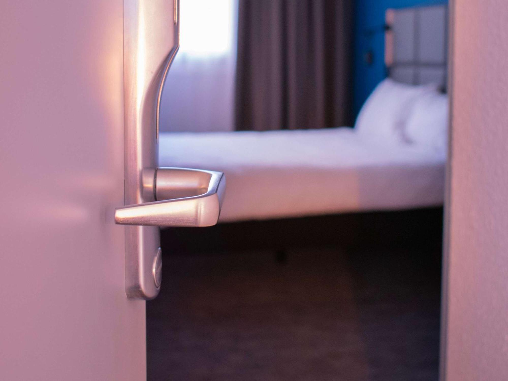 Ibis Katowice - Zabrze Hotel Buitenkant foto